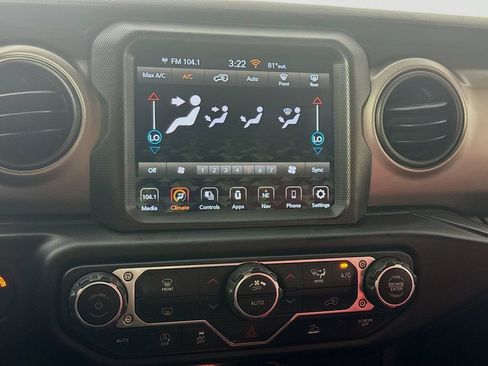 Used 2021 Jeep Wrangler Unlimited Sport w/ Sun And Sound Package AWD/4WD image 17