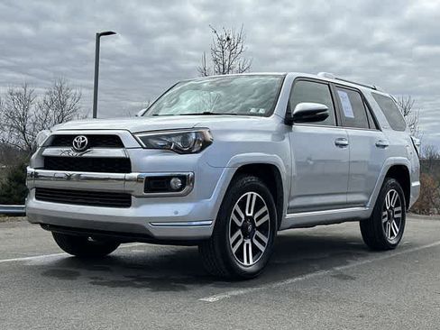 Used 2019 Toyota 4Runner Limited AWD/4WD image 29