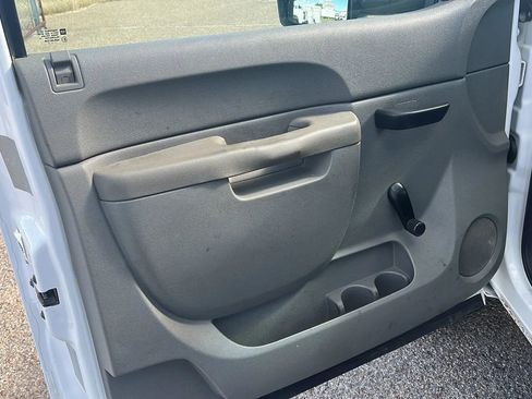 Used 2011 Chevrolet Silverado 3500 W/T image 10