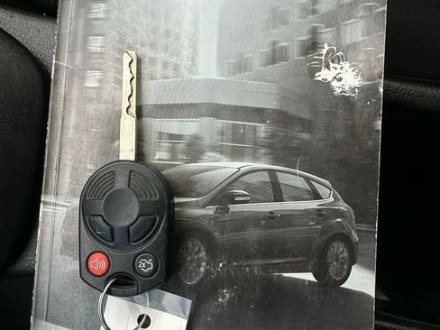 Used 2015 Ford Focus SE image 37