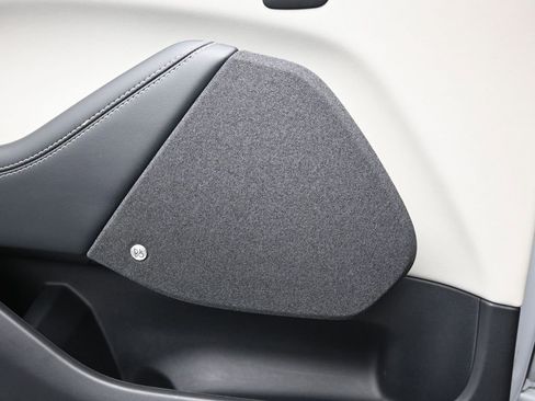 Used 2021 Ford Mustang Mach-E Premium image 19