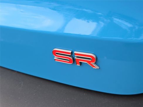 Used 2025 Nissan Kicks SR image 5