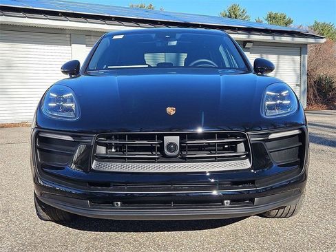 New 2026 Porsche Macan image 7