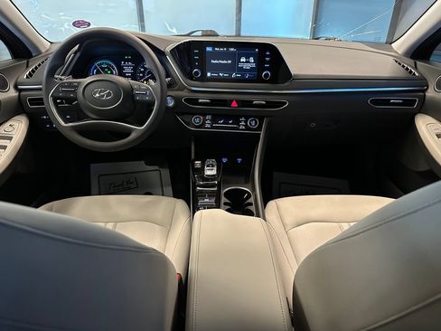 Used 2021 Hyundai Sonata Blue FWD image 9