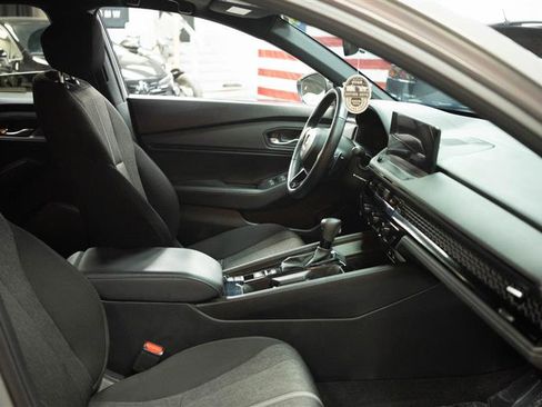 Used 2024 Honda Accord Sport image 12