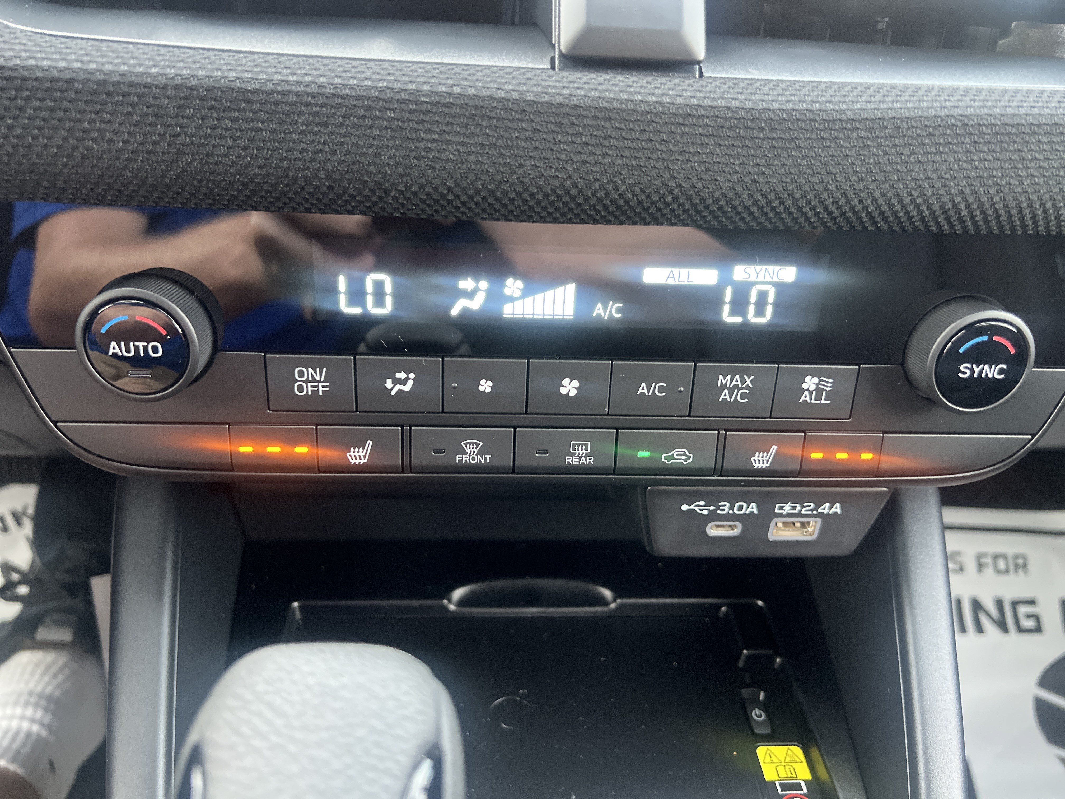 Used 2026 Subaru Outback Premium AWD/4WD image 28