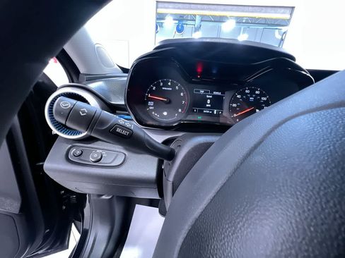 Used 2025 Chevrolet Trax LS w/ LS Convenience Package FWD image 18