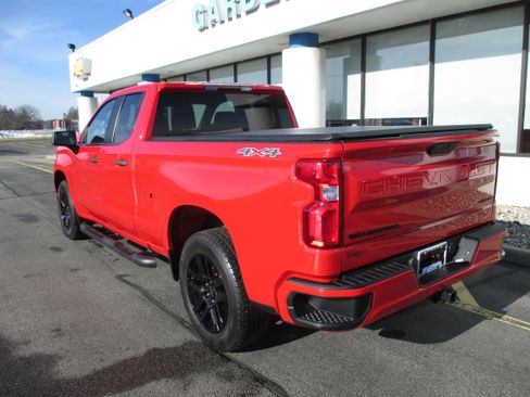 Used 2020 Chevrolet Silverado 1500 Custom w/ Rally Edition image 3