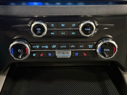 Used 2024 Ford F250 Limited w/ FX4 Off-Road Package image 30