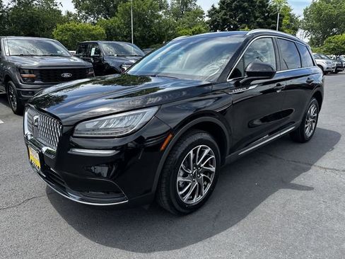 Used 2022 Lincoln Corsair AWD w/ Equipment Group 101A image 9