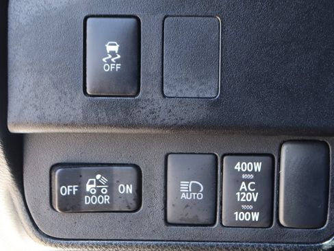 Used 2023 Toyota Tacoma TRD Off-Road AWD/4WD image 20