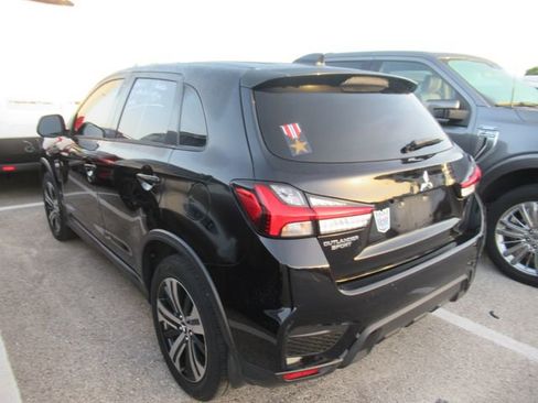 Used 2022 Mitsubishi Outlander Sport LE FWD image 3