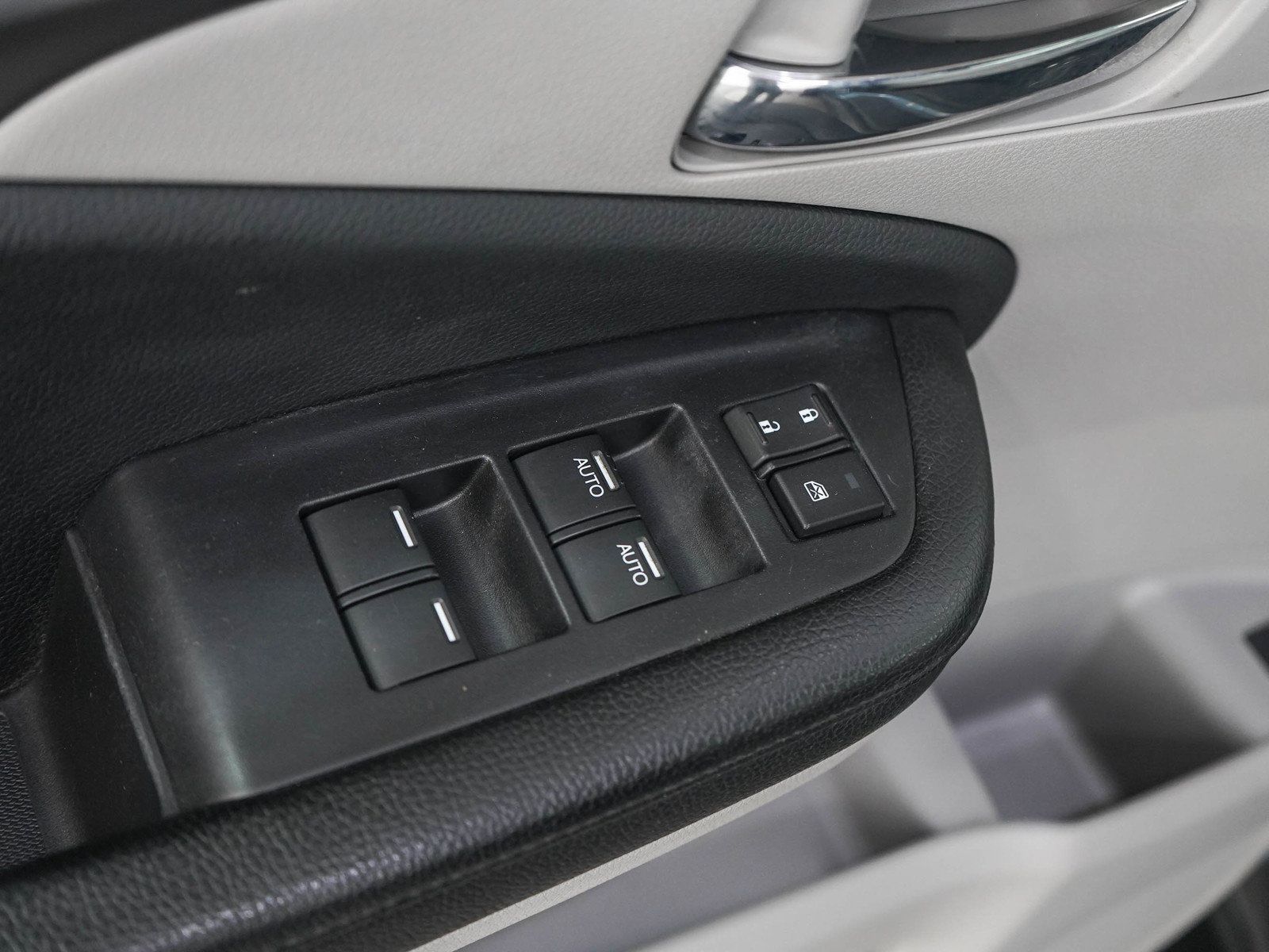 Used 2017 Honda Pilot EX-L image 20