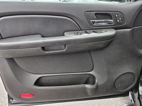 Used 2007 Chevrolet Avalanche LT w/ LT Preferred Equipment Group AWD/4WD image 17