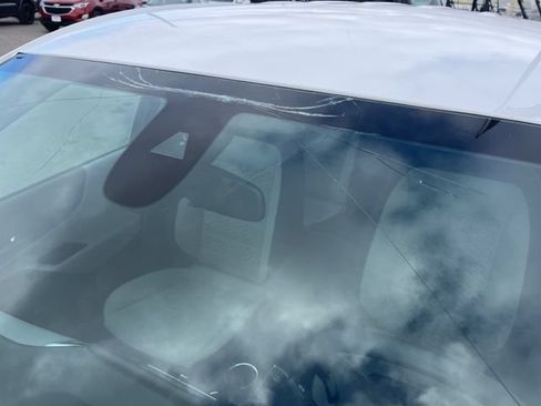 Used 2024 Chevrolet Equinox LS AWD/4WD image 5