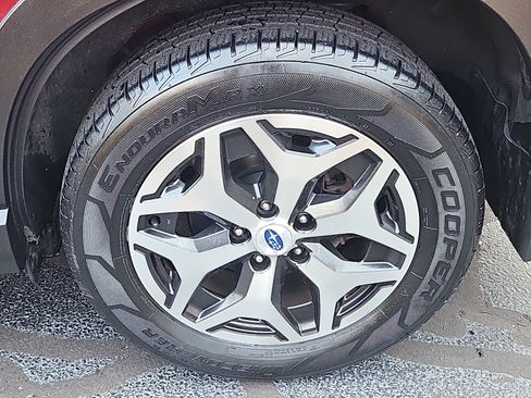 Used 2021 Subaru Forester Premium image 26