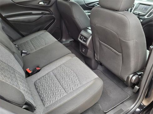 Used 2024 Chevrolet Equinox LT image 24