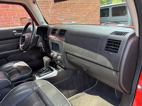 Used 2008 HUMMER H3 Alpha image 35