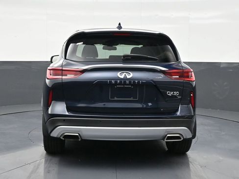 Used 2022 INFINITI QX50 Pure FWD image 4