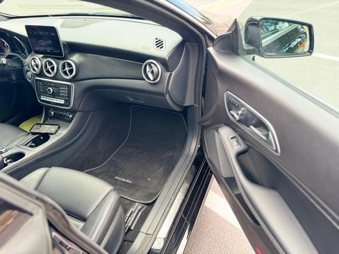 Used 2019 Mercedes-Benz CLA 250 image 34