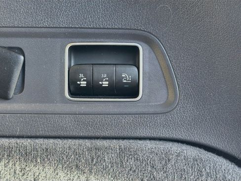 Used 2020 Mercedes-Benz GLS 450 4MATIC image 45