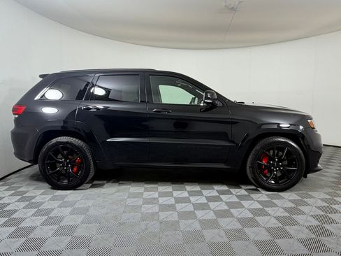Used 2021 Jeep Grand Cherokee SRT w/ Trailer Tow Group IV AWD/4WD image 8