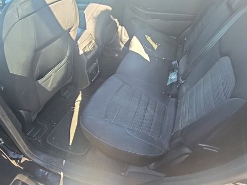 Used 2015 Ford Edge SEL image 11