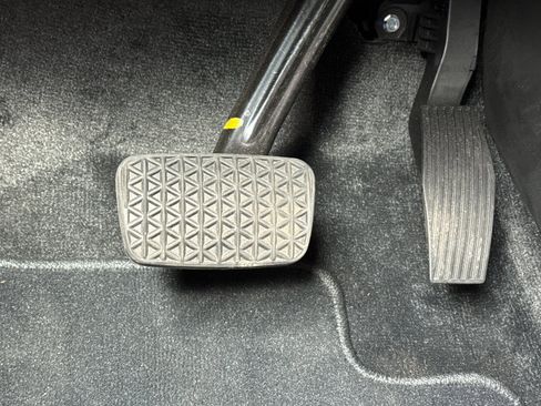 Used 2026 Chevrolet Blazer EV LT image 39