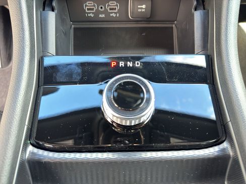 New 2025 Jeep Grand Cherokee Laredo image 18