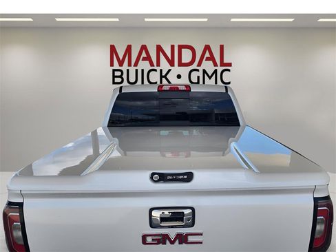 Used 2017 GMC Sierra 1500 Denali w/ Denali Ultimate Package image 11