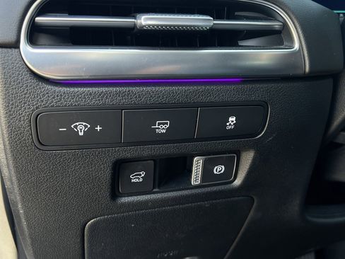 Used 2024 Hyundai Palisade Calligraphy image 14