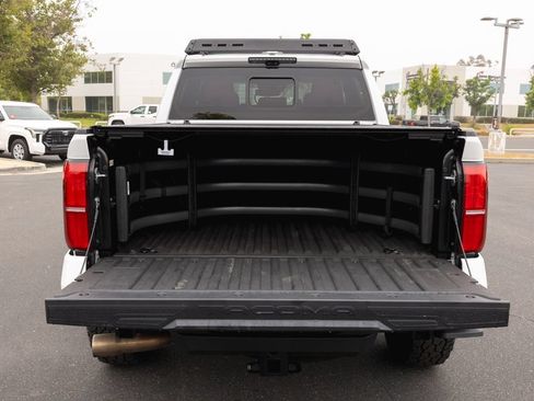 Certified 2025 Toyota Tacoma TRD Off-Road w/ TRD Off Road Premium Package AWD/4WD image 9
