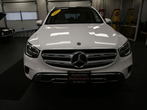 Used 2022 Mercedes-Benz GLC 300 4MATIC image 3