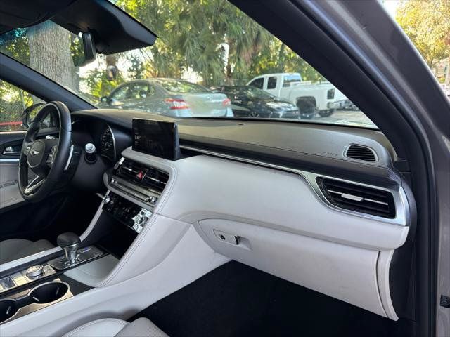 Used 2025 Genesis G70 2.5T RWD image 16
