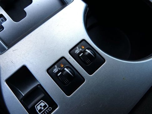 Used 2022 Toyota 4Runner SR5 Premium image 9