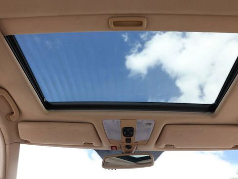 Used 2000 Mercedes-Benz E 320 4MATIC Sedan image 23