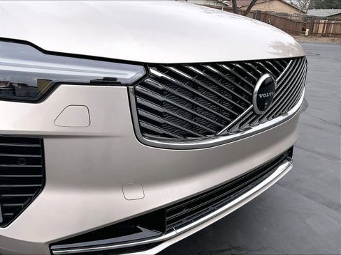 New 2026 Volvo XC90 T8 Plus w/ Protection Package AWD/4WD image 34