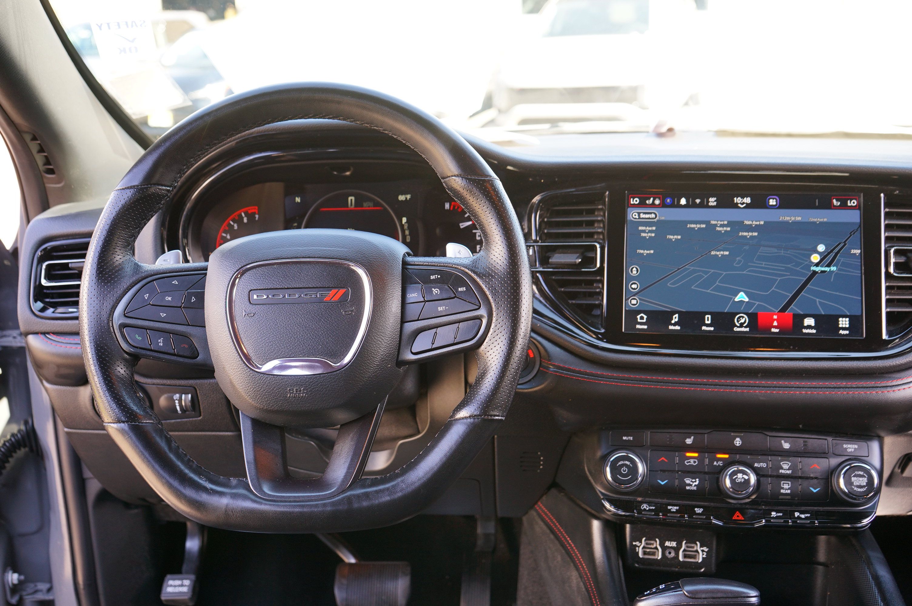 Used 2025 Dodge Durango GT w/ Blacktop Package AWD/4WD image 11