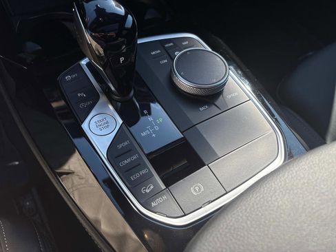 Used 2025 BMW X4 xDrive30i image 24