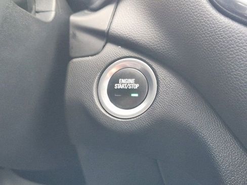 Used 2023 Chevrolet Equinox LT image 8