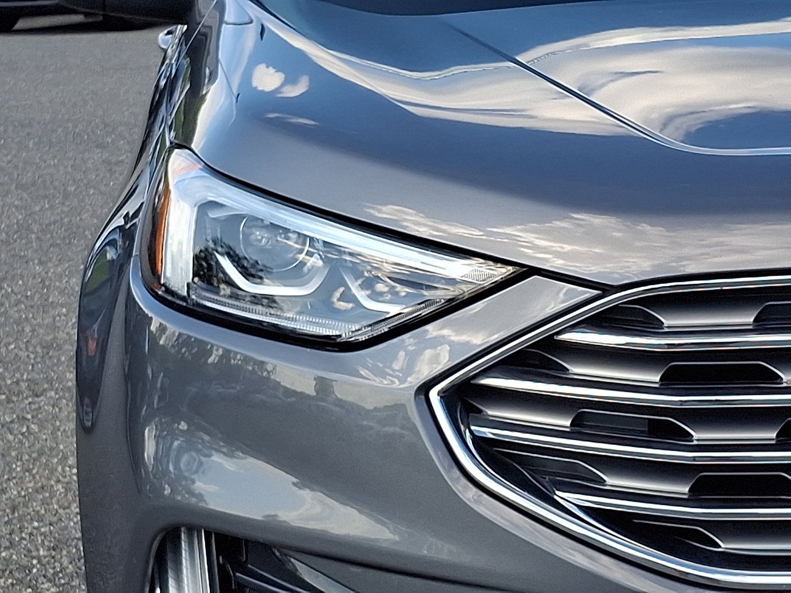 Certified 2023 Ford Edge Titanium w/ Equipment Group 301A AWD/4WD image 10
