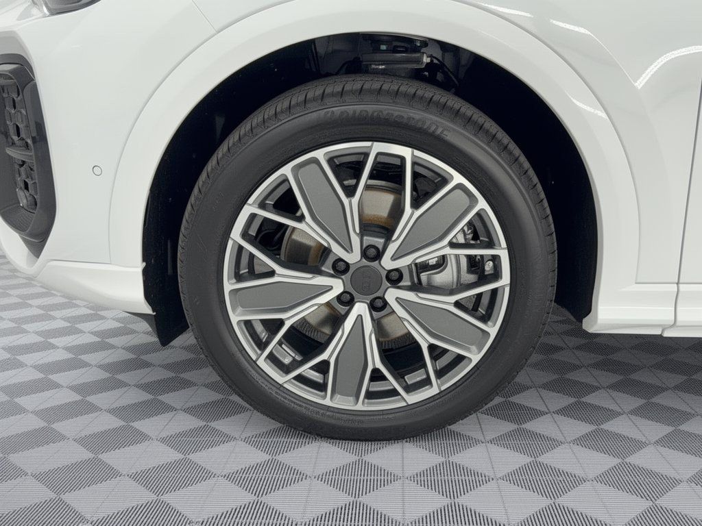 New 2026 Audi Q5 Prestige AWD/4WD image 13