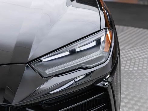 Used 2022 Lamborghini Urus AWD/4WD image 61