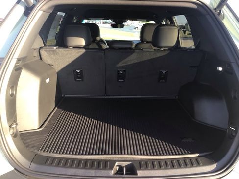 New 2026 Chevrolet Equinox LT w/ Convenience Package II image 24