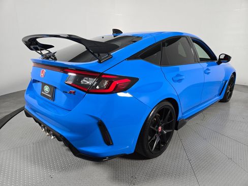 Used 2024 Honda Civic Type R image 5