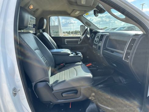 Used 2018 RAM 4500 Tradesman w/ Power & Remote Entry Group image 11