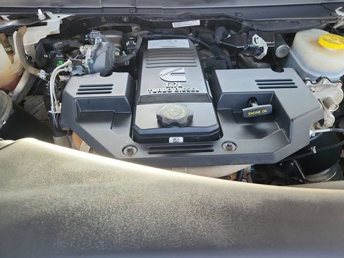 Used 2024 RAM 2500 Tradesman AWD/4WD image 18