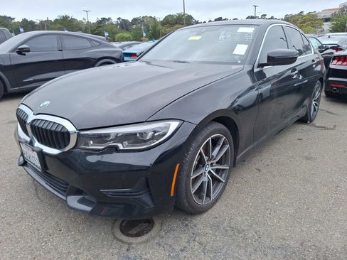 Used 2019 BMW 330i Sedan w/ Convenience Package image 3
