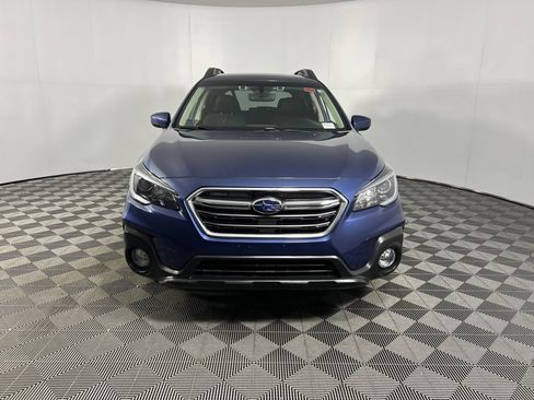 Used 2019 Subaru Outback 2.5i Premium image 10