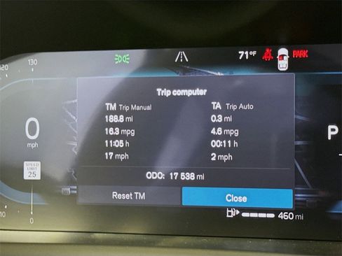 Certified 2025 Volvo XC90 B5 Core image 12